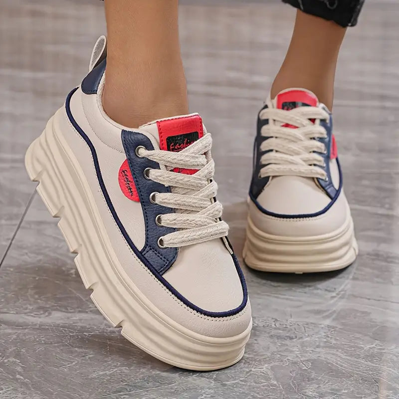 SkyStep Sneakers – Stil och Komfort i Höjdformat-Beige o Brun