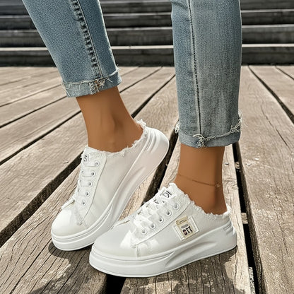 Elina Sneakers – Sköna Vardagsskor med Bred Passform