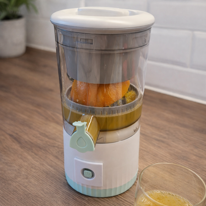 CitrusPress  – Elektrisk citruspress med USB-laddning