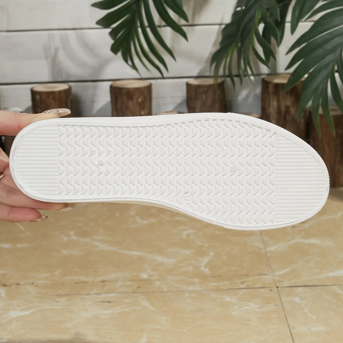 Alina – Slip-on Sneakers för Kvinnor-Beige