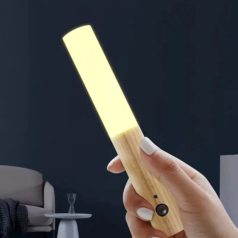 Warmi/nattlampa med rörelsesensor/Ljus träton – | Dinvardagsshop