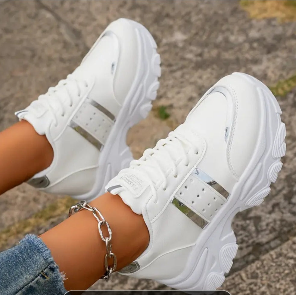 Avira-Avslappnade Modesneakers-Vit/Silver