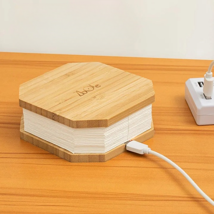 Ljusblad – nattlampa & läslampa i ett