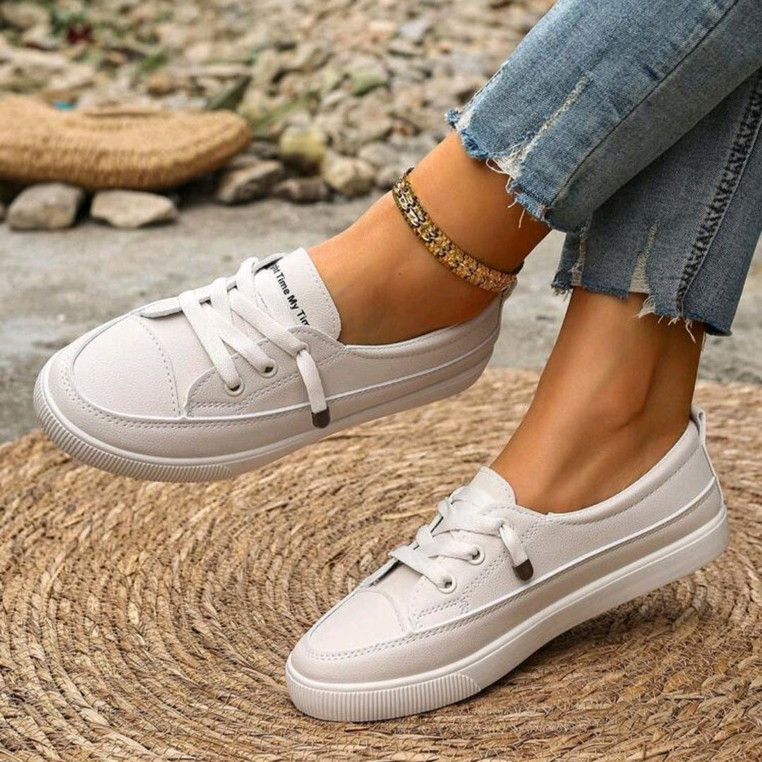 Alina – Slip-on Sneakers för Kvinnor-Beige – | Dinvardagsshop