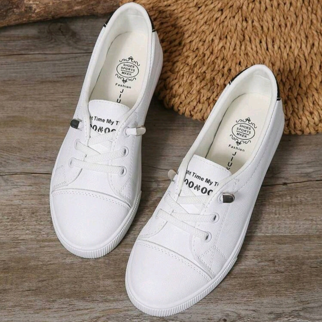 Alina – Slip-on Sneakers för Kvinnor-Beige – | Dinvardagsshop